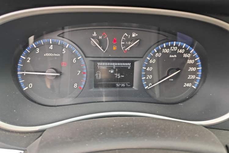 Used Venucia T90 2017 2.0L Manual ZhiShang Edition Instrument Cluster