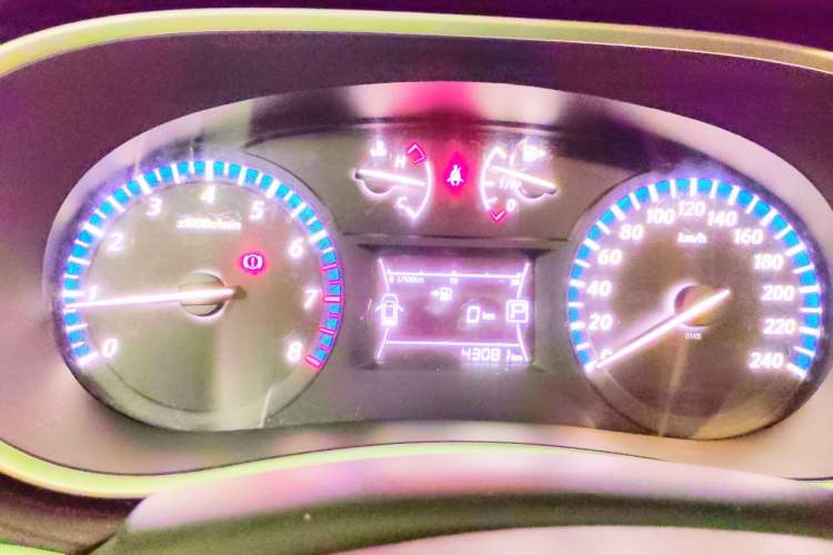 Used Venucia T90 2017 2.0L CVT Smart Edition Instrument Cluster