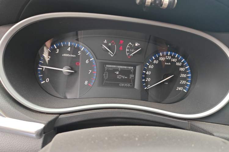 Used Venucia T90 2017 2.0L CVT Smart Edition Instrument Cluster