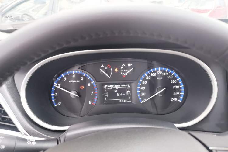 Used Venucia T90 2017 2.0L CVT Smart Edition Instrument Cluster