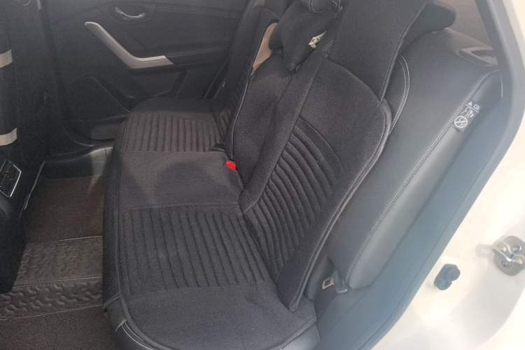 Used Venucia T90 2017 2.0L CVT Smart Edition Interior 1