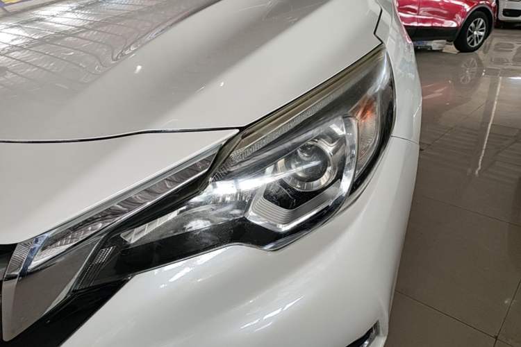 Used Venucia T90 2017 2.0L Manual ZhiShang Edition Left Front Headlight