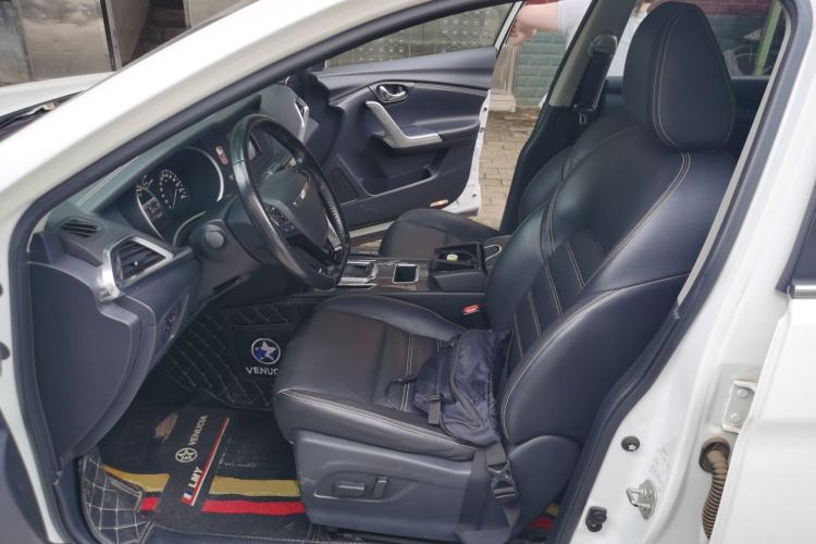 Used Venucia T90 2017 2.0L CVT Smart Edition Left Front Seat