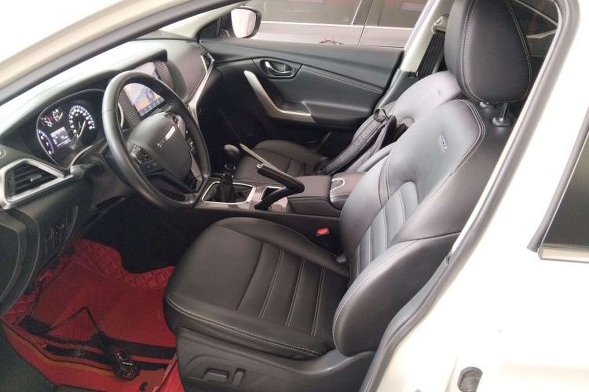 Used Venucia T90 2017 2.0L Manual ZhiShang Edition Left Front Seat