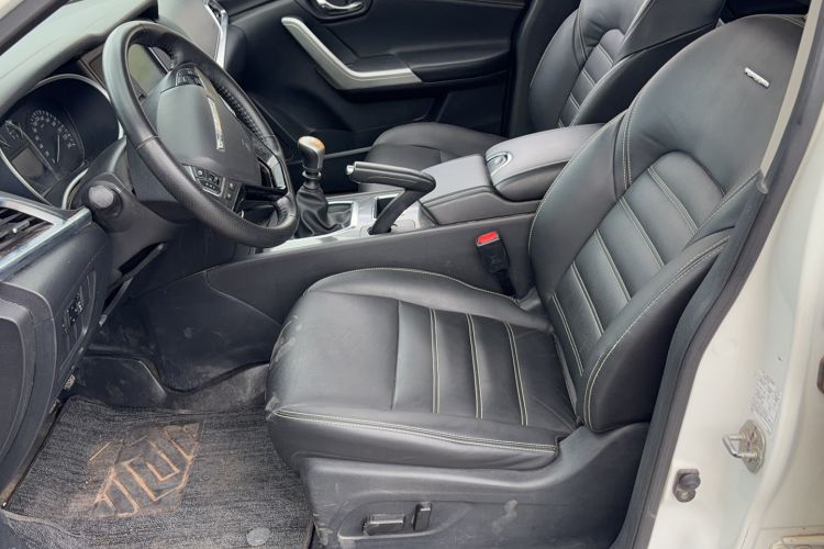 Used Venucia T90 2017 2.0L Manual ZhiShang Edition Left Front Seat