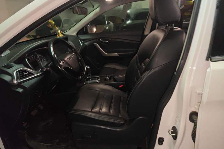 Used Venucia T90 2017 2.0L CVT Smart Edition Left Front Seat