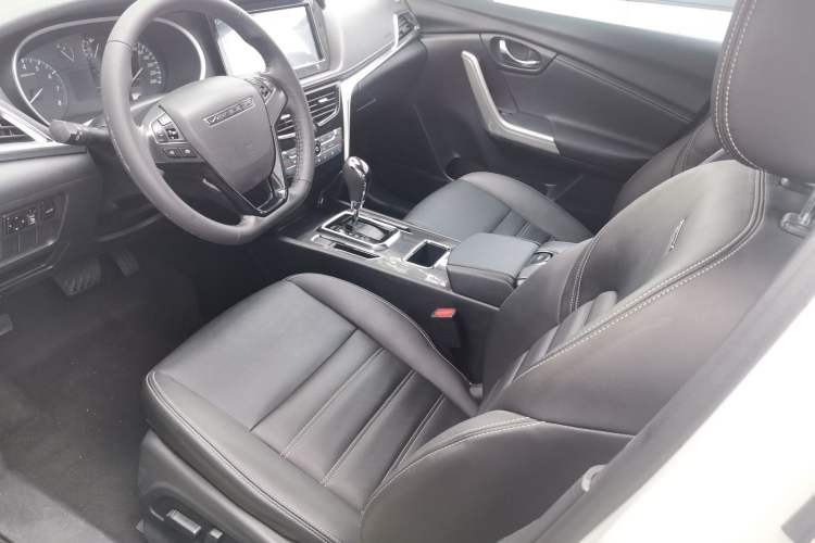 Used Venucia T90 2017 2.0L CVT Smart Edition Left Front Seat