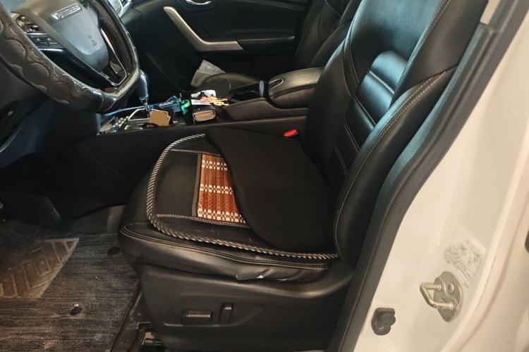 Used Venucia T90 2017 2.0L CVT Smart Edition Left Front Seat