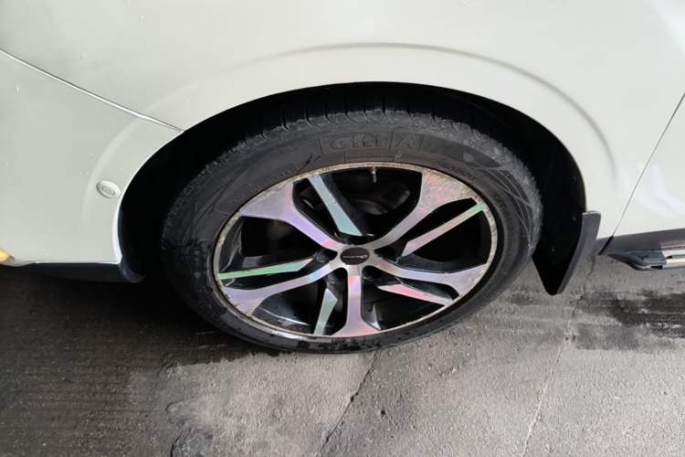 Used Venucia T90 2017 2.0L CVT Leading Edition Left Front Wheel Hub