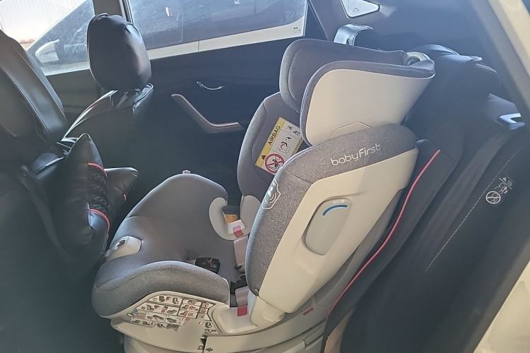 Used Venucia T90 2017 2.0L Manual Fashion Edition Left Rear Seat
