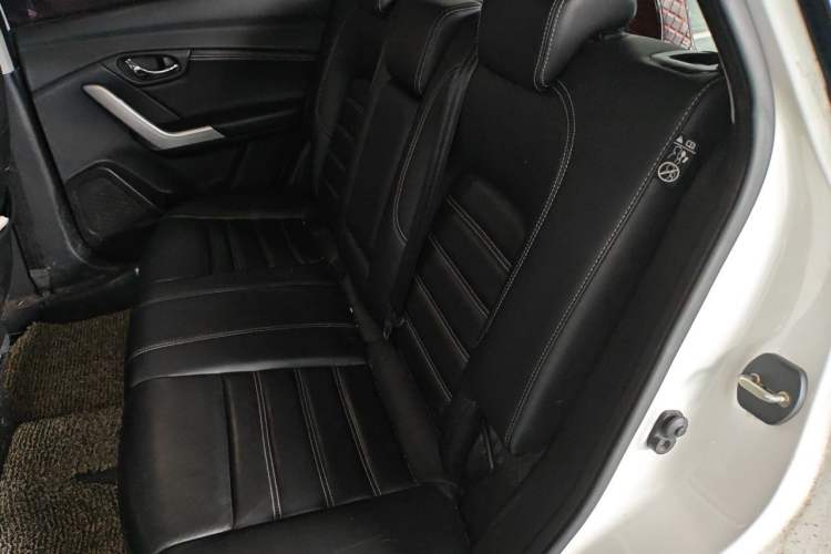 Used Venucia T90 2017 2.0L CVT Smart Edition Left Rear Seat