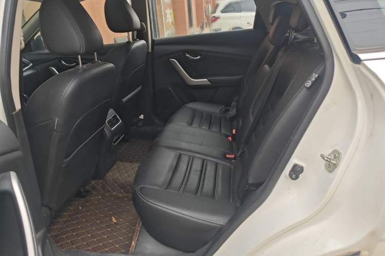 Used Venucia T90 2017 2.0L Manual ZhiShang Edition Left Rear Seat
