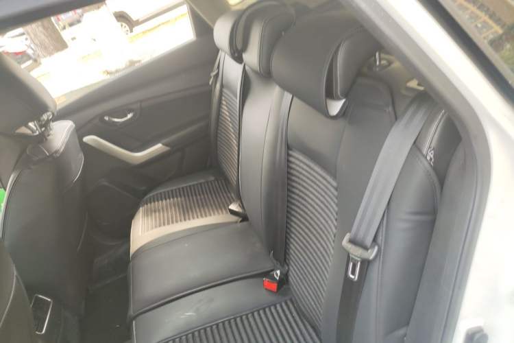 Used Venucia T90 2017 2.0L CVT Smart Edition Left Rear Seat