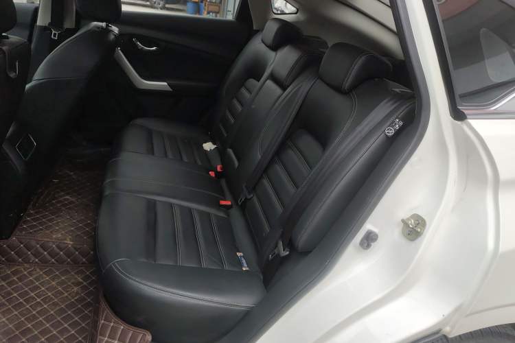 Used Venucia T90 2017 2.0L CVT Smart Edition Left Rear Seat