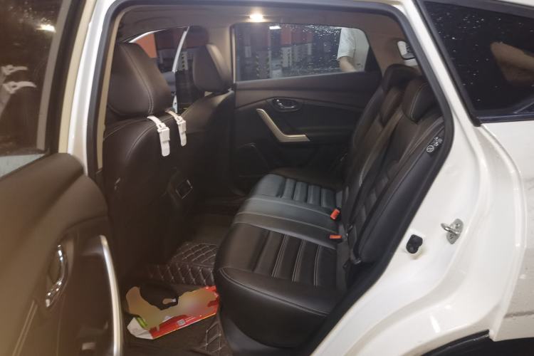 Used Venucia T90 2017 2.0L Manual ZhiShang Edition Left Rear Seat
