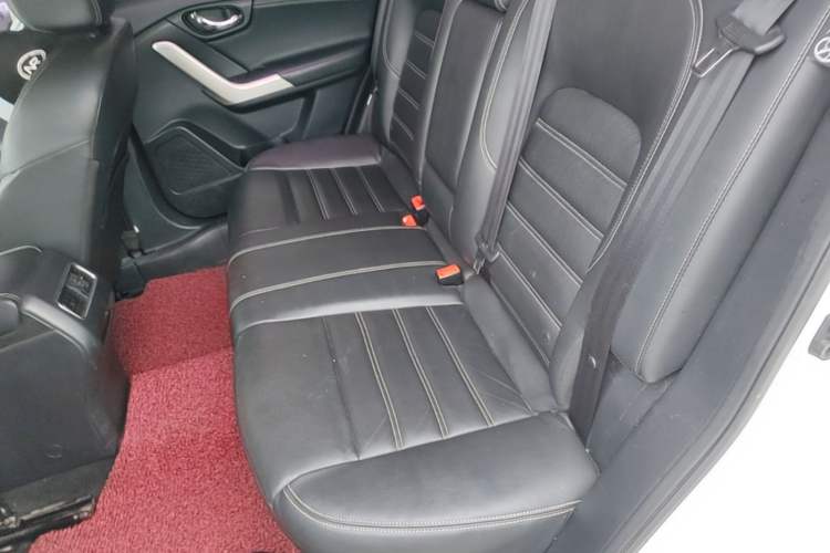 Used Venucia T90 2017 2.0L CVT Smart Edition Left Rear Seat