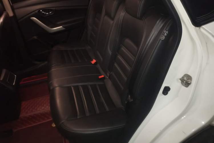 Used Venucia T90 2017 2.0L CVT Smart Edition Left Rear Seat