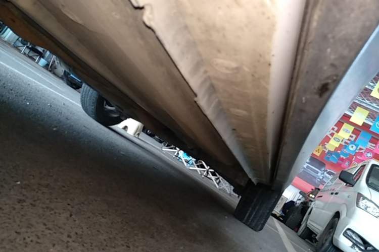Used Venucia T90 2017 2.0L CVT Smart Edition Left Side Sill
