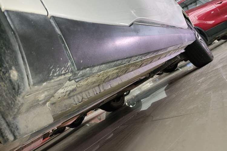 Used Venucia T90 2017 2.0L Manual ZhiShang Edition Left Side Sill
