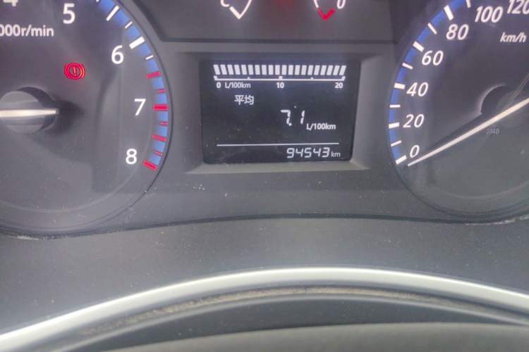 Used Venucia T90 2017 2.0L Manual ZhiShang Edition Odometer Close Up
