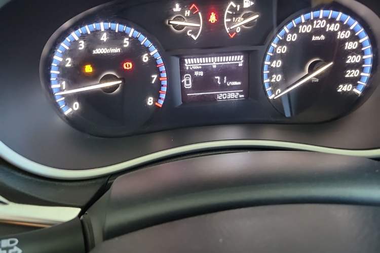 Used Venucia T90 2017 2.0L Manual Fashion Edition Odometer Close Up