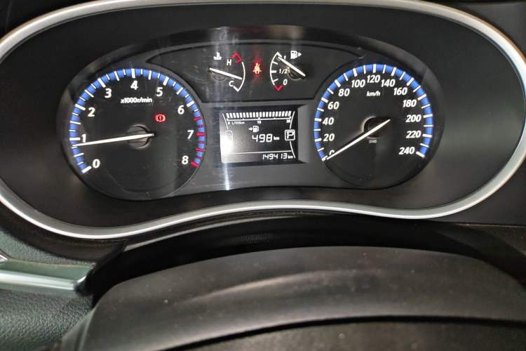 Used Venucia T90 2017 2.0L CVT Smart Edition Odometer Close Up