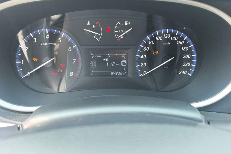 Used Venucia T90 2017 2.0L CVT Smart Edition Odometer Close Up