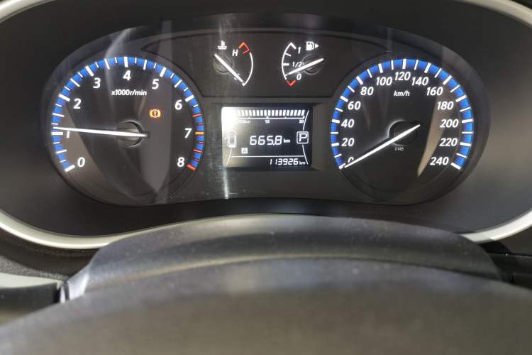 Used Venucia T90 2017 2.0L CVT Smart Edition Odometer Close Up