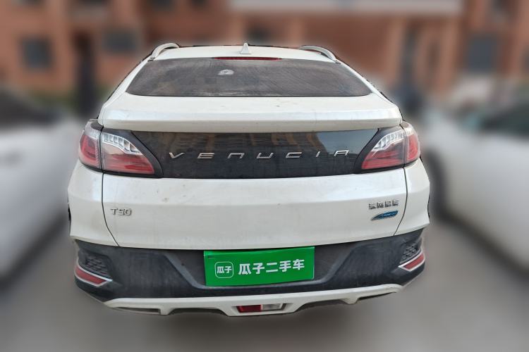 Used Venucia T90 2017 2.0L CVT Smart Edition Rear
