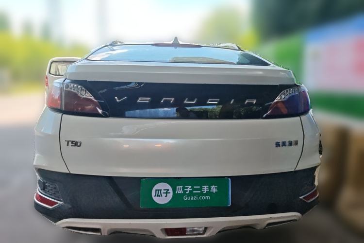 Used Venucia T90 2017 2.0L Manual ZhiShang Edition Rear