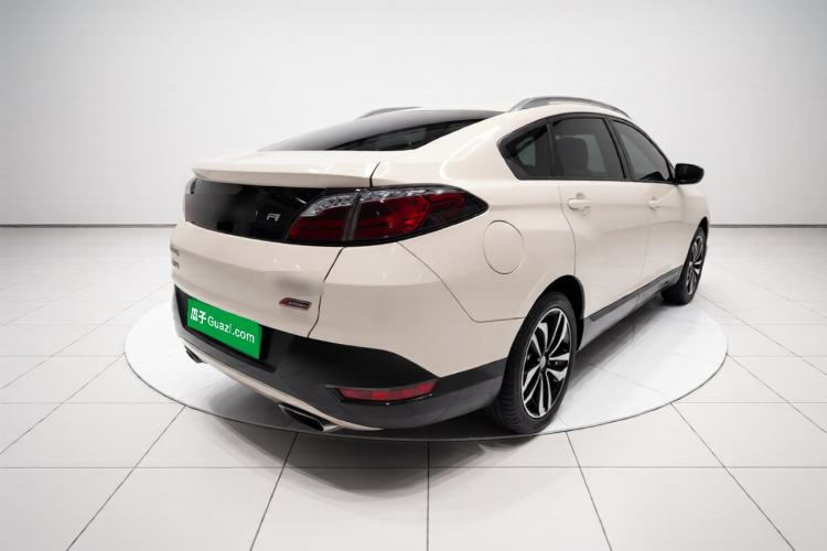 Used Venucia T90 2017 2.0L CVT Smart Edition Rear