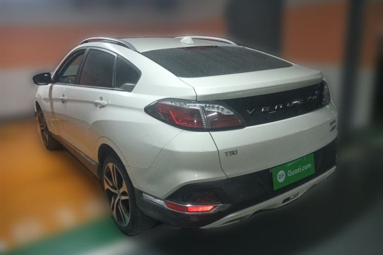 Used Venucia T90 2017 2.0L CVT Leading Edition Rear Left 45 Deg