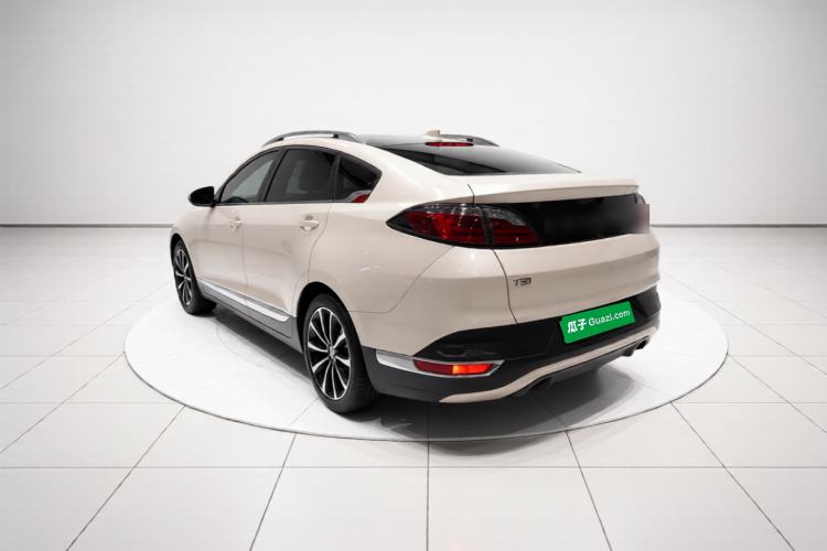 Used Venucia T90 2017 2.0L CVT Smart Edition Rear Left 45 Deg