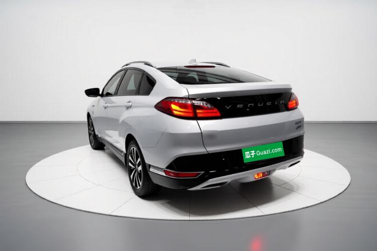 Used Venucia T90 2017 2.0L CVT Smart Edition Rear Left 45 Deg