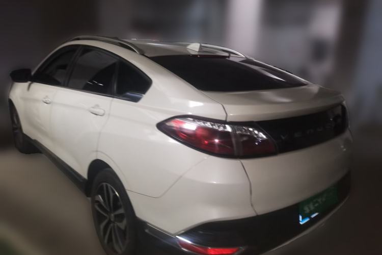 Used Venucia T90 2017 2.0L CVT Smart Edition Rear Left 45 Deg