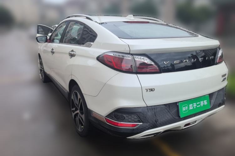 Used Venucia T90 2017 2.0L CVT Leading Edition Rear Left 45 Deg
