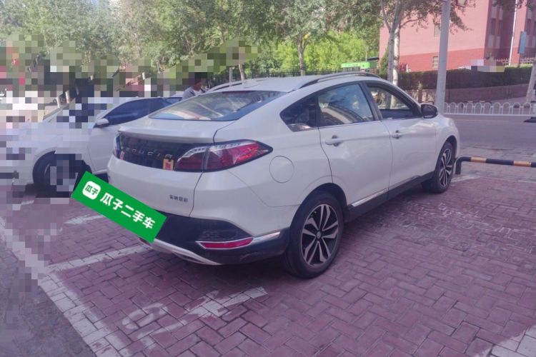 Used Venucia T90 2017 2.0L Manual ZhiShang Edition Rear Right 45 Deg