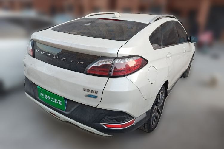 Used Venucia T90 2017 2.0L CVT Smart Edition Rear Right 45 Deg