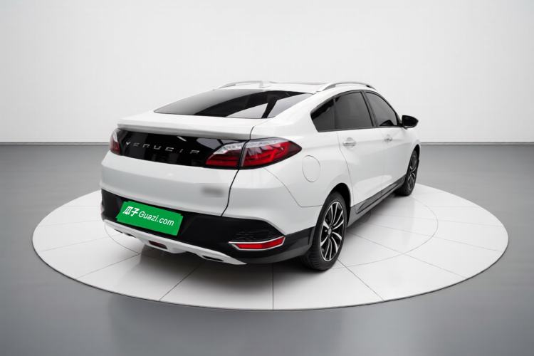 Used Venucia T90 2017 2.0L Manual ZhiShang Edition Rear Right 45 Deg