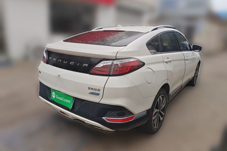 Used Venucia T90 2017 2.0L CVT Smart Edition Rear Right 45 Deg