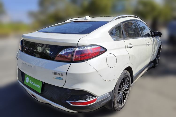 Used Venucia T90 2017 2.0L CVT Smart Edition Rear Right 45 Deg