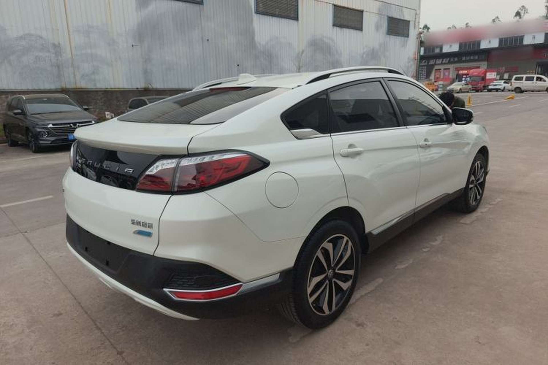Used Venucia T90 2017 2.0L CVT Smart Edition Rear Right 45 Deg