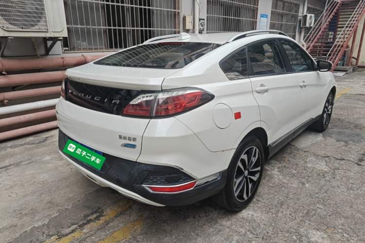 Used Venucia T90 2017 2.0L CVT Smart Edition Rear Right 45 Deg