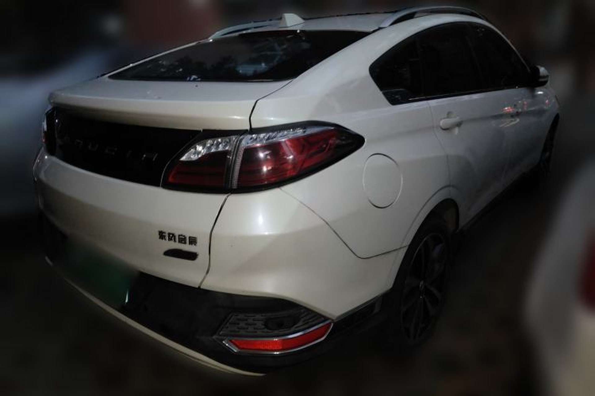 Used Venucia T90 2017 2.0L CVT Smart Edition Rear Right 45 Deg
