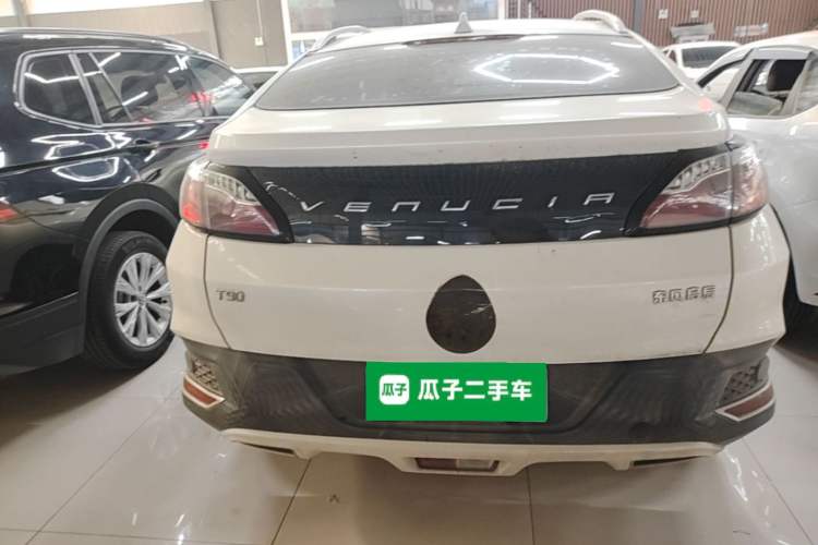 Used Venucia T90 2017 2.0L Manual ZhiShang Edition Rear