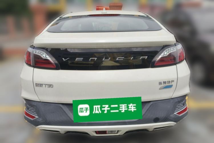 Used Venucia T90 2017 2.0L CVT Fashion Edition Rear