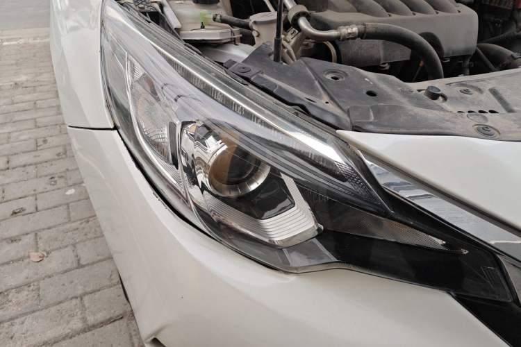 Used Venucia T90 2017 2.0L Manual ZhiShang Edition Right Front Headlight