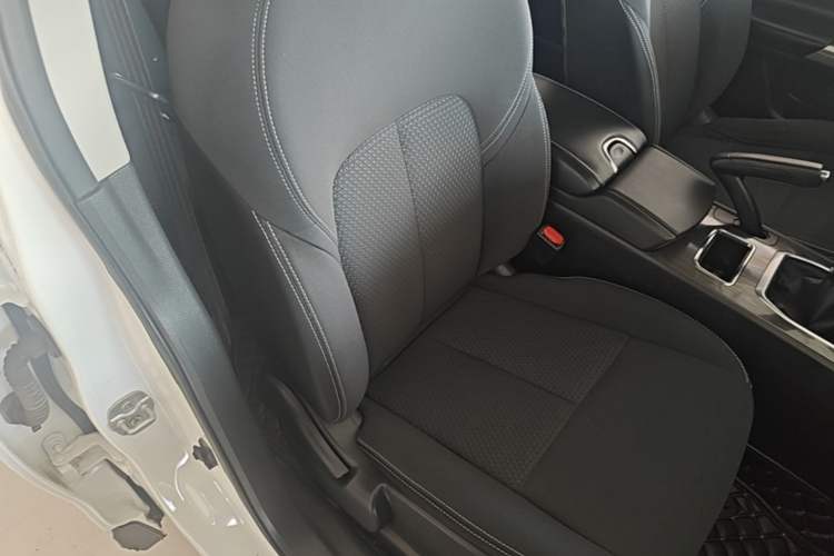 Used Venucia T90 2017 2.0L Manual ChenShang Edition Right Front Seat
