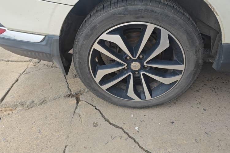 Used Venucia T90 2017 2.0L Manual ZhiShang Edition Right Rear Wheel Hub