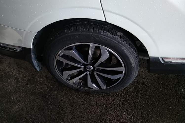 Used Venucia T90 2017 2.0L CVT Smart Edition Right Rear Wheel Hub